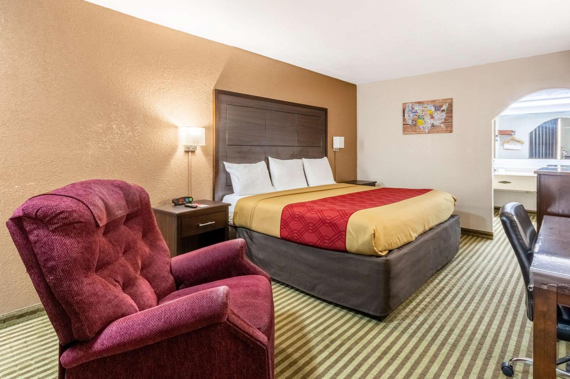 Econo Lodge Winfield Екстериор снимка