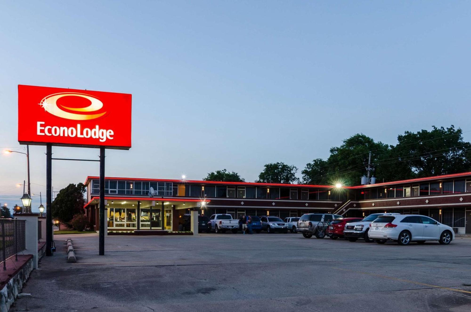 Econo Lodge Winfield Екстериор снимка