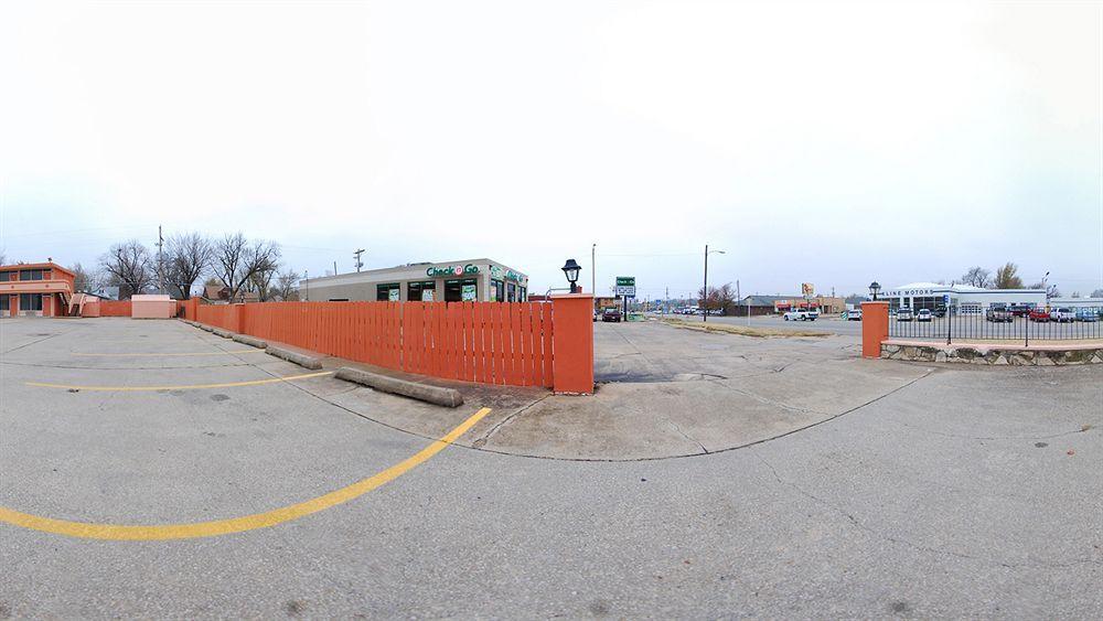 Econo Lodge Winfield Екстериор снимка